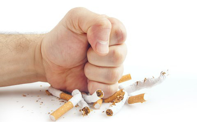Từ bỏ thuốc lá để bảo vệ sức khỏe mọi người